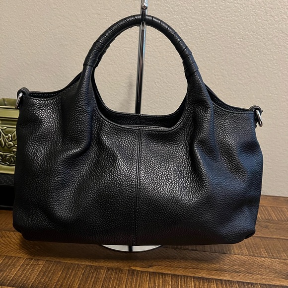 Iswee Genuine Leather Cross Body Hobo Medium Size Black -NWOT - Picture 4 of 12